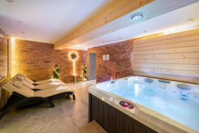WILLA JAROSTA & SPA- free parking